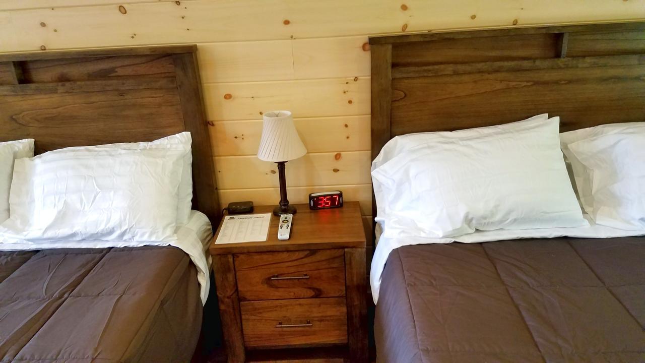 Abbot Trailside Lodging Abbot Village Екстериор снимка