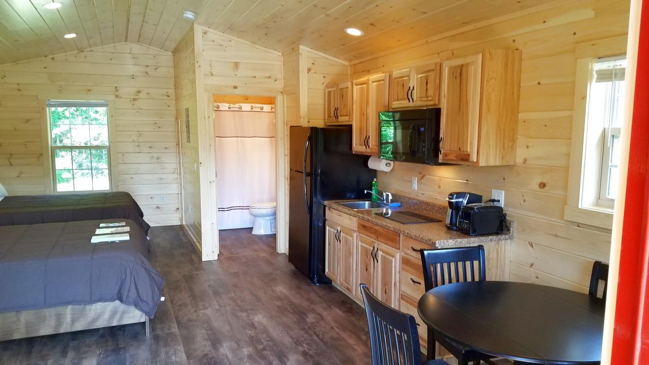 Abbot Trailside Lodging Abbot Village Екстериор снимка
