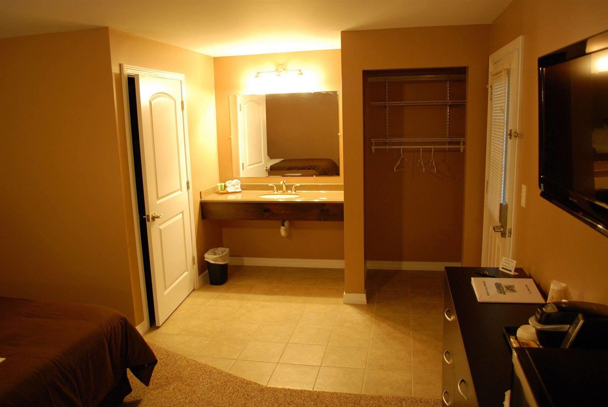 Abbot Trailside Lodging Abbot Village Екстериор снимка